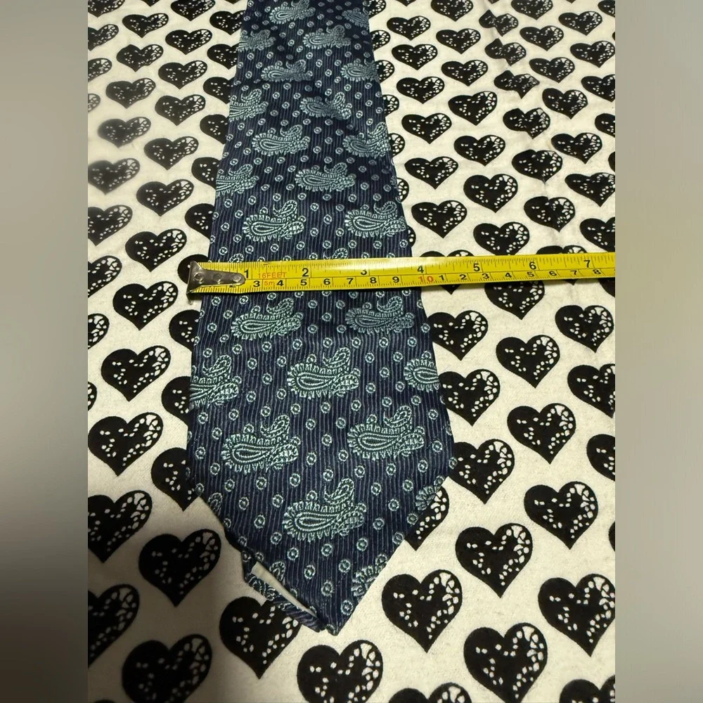 Men’s tie blue